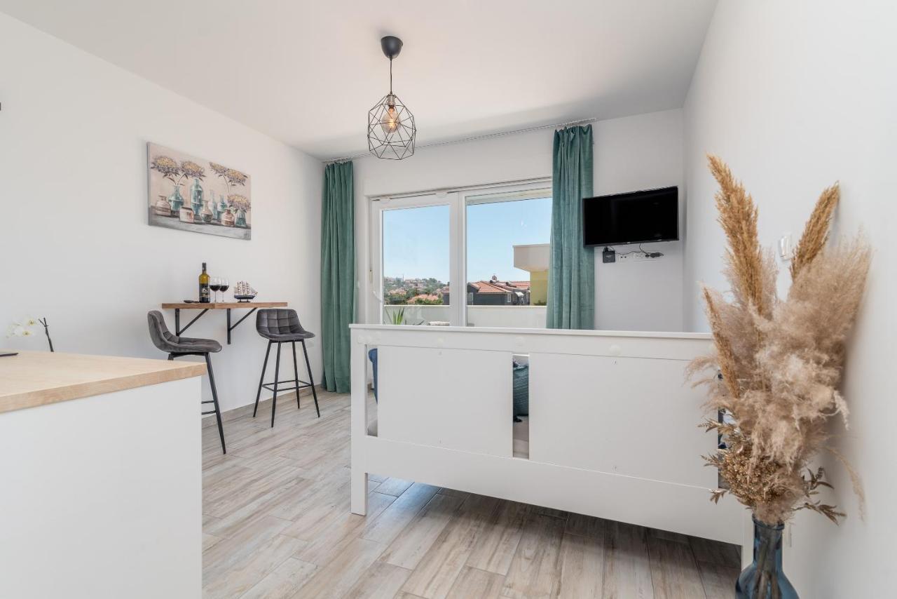 Apartmani Princi トロギール エクステリア 写真